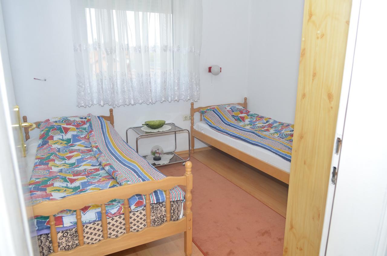 Prenociste Orhideja Hotel Odžak Buitenkant foto